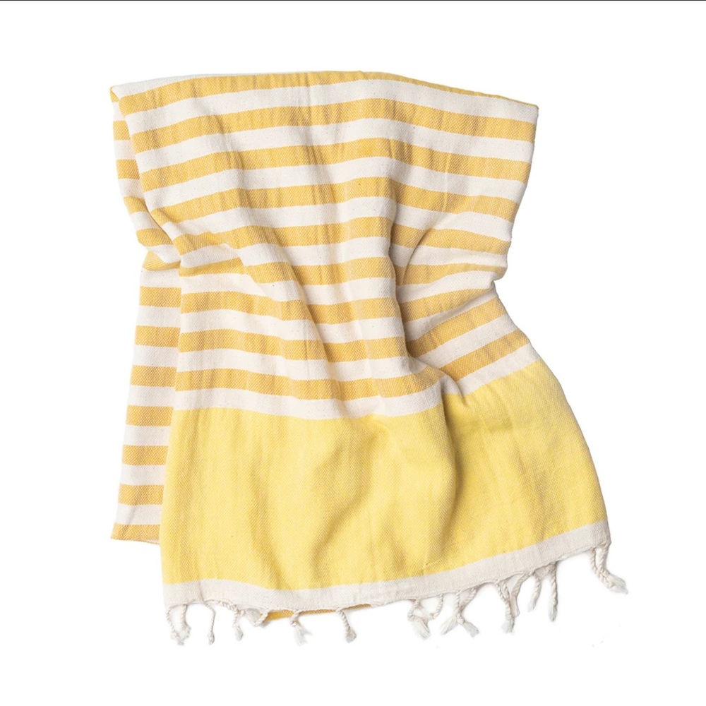 Feelgoodz Artisan Turkish Towel, color is Honey